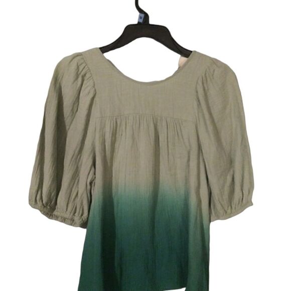 Universal Thread ombre top   - Picture 1 of 7